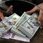 قیمت دلار و یورو در مرکز مبادله ایران؛ شنبه ۱۷ خرداد