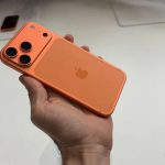 ببینید | تشکیل صف برای خرید آیفون ۱۷ در غزه!