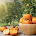 این افراد به هیچ وجه خرمالو نخورند!