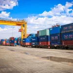 بازدید مدیرکل دفتر طرح جامع وزارت راه و شهرسازی و تیم دانشگاه بین المللی قزوین از مرکز لجستیک و بندر ریلی خشک آپرین